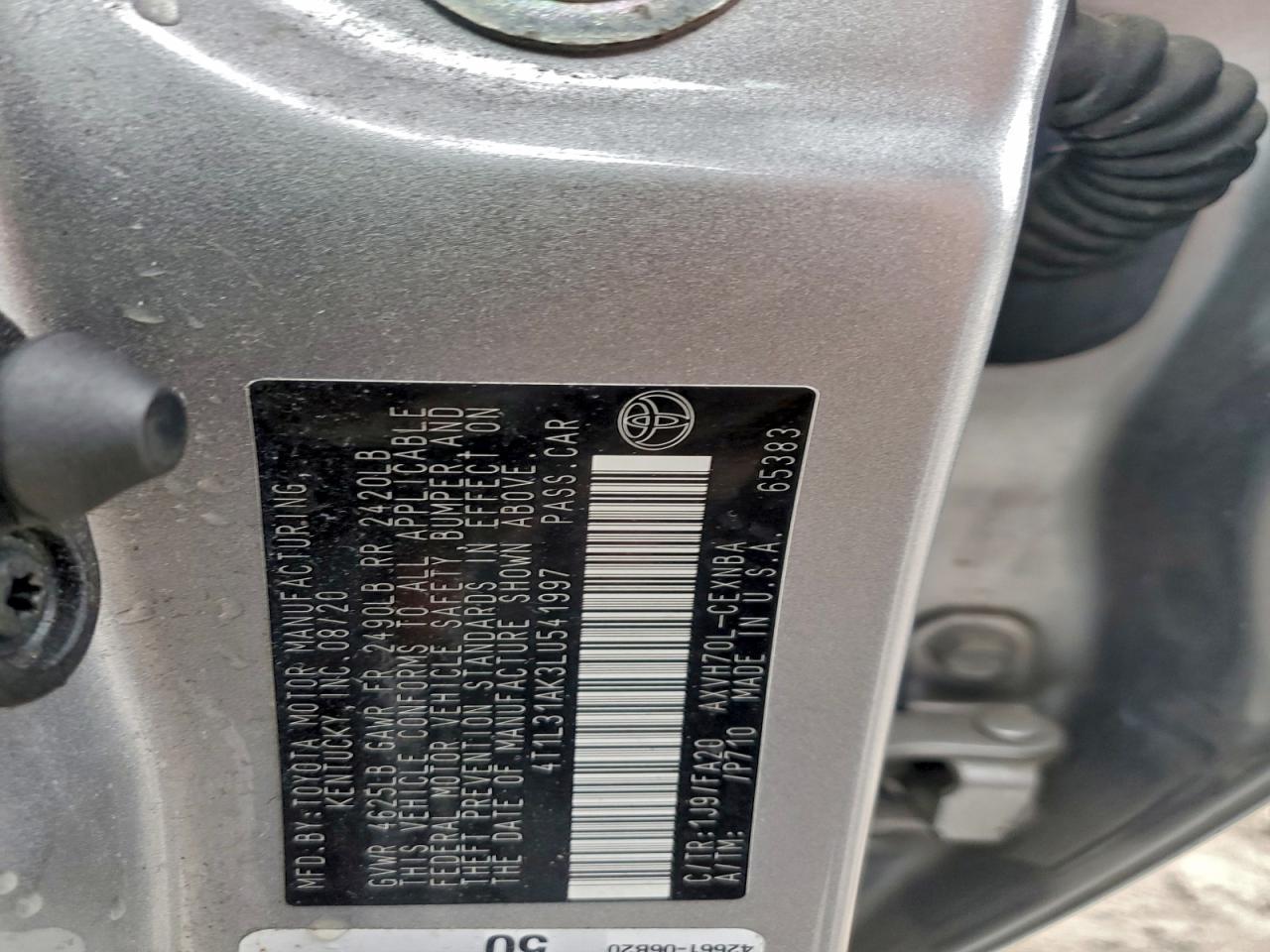 2020 Toyota Camry le