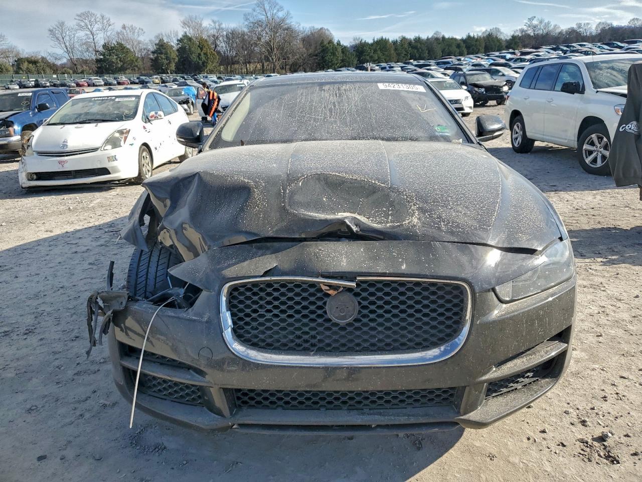 2017 Jaguar Xe Prestige