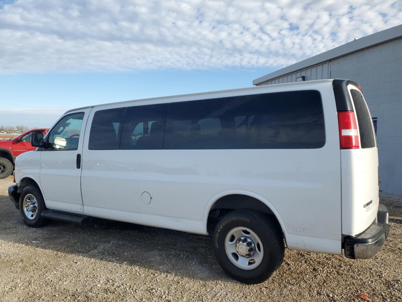 2019 Chevrolet Express G3500 LT