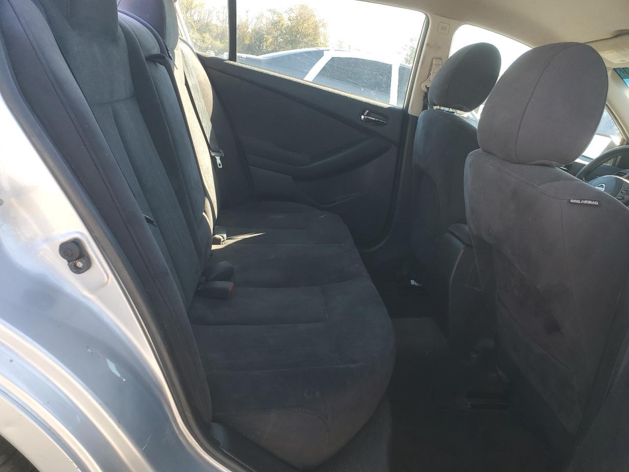 2012 Nissan Altima Base