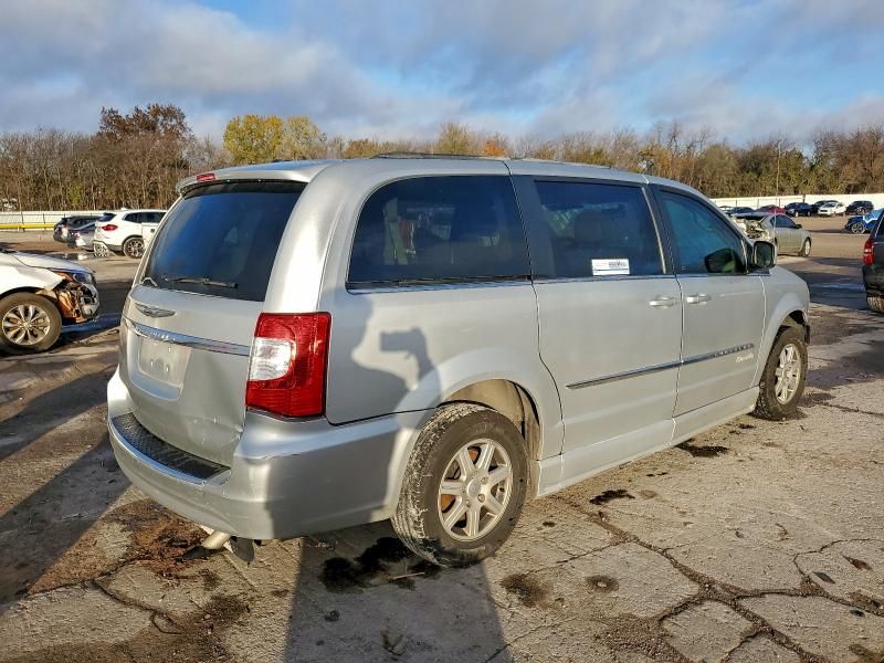 2011 Chrysler Town & Country Touring