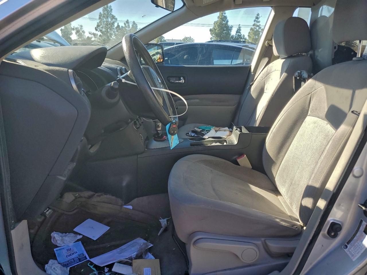 2011 Nissan Rogue s