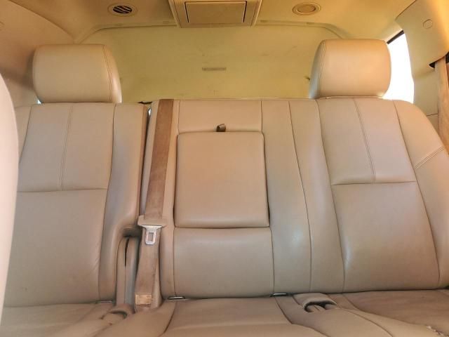 2014 Chevrolet Suburban C1500 lt