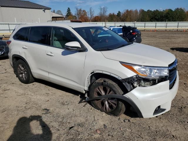 2014 Toyota Highlander le