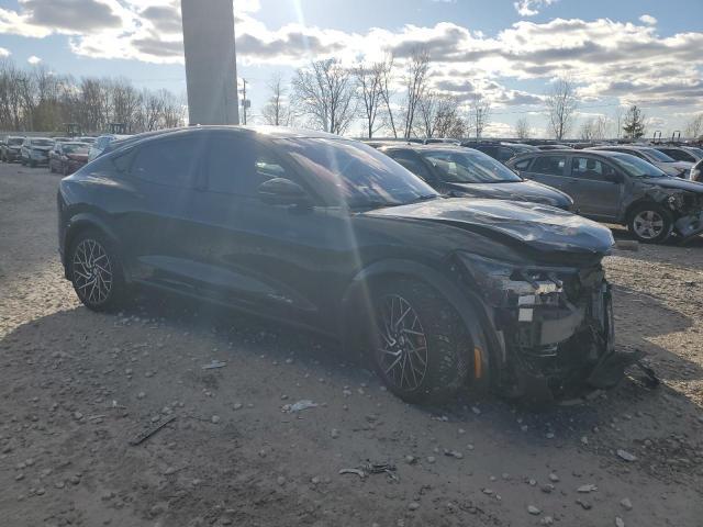 2022 Ford Mustang Mach-e gt