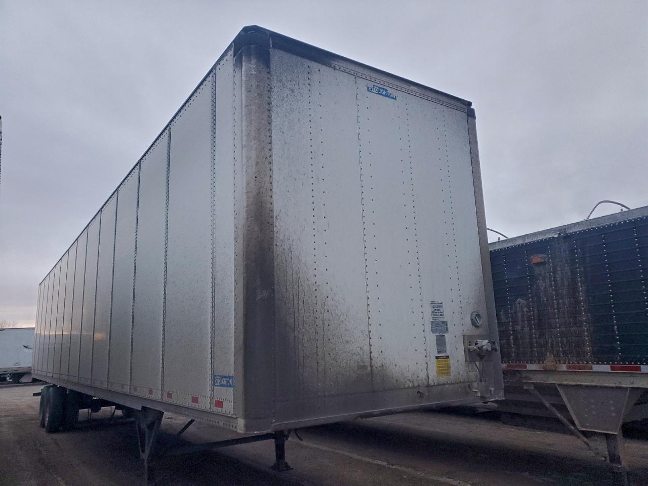 2011 Stoughton DRY Van Trailer