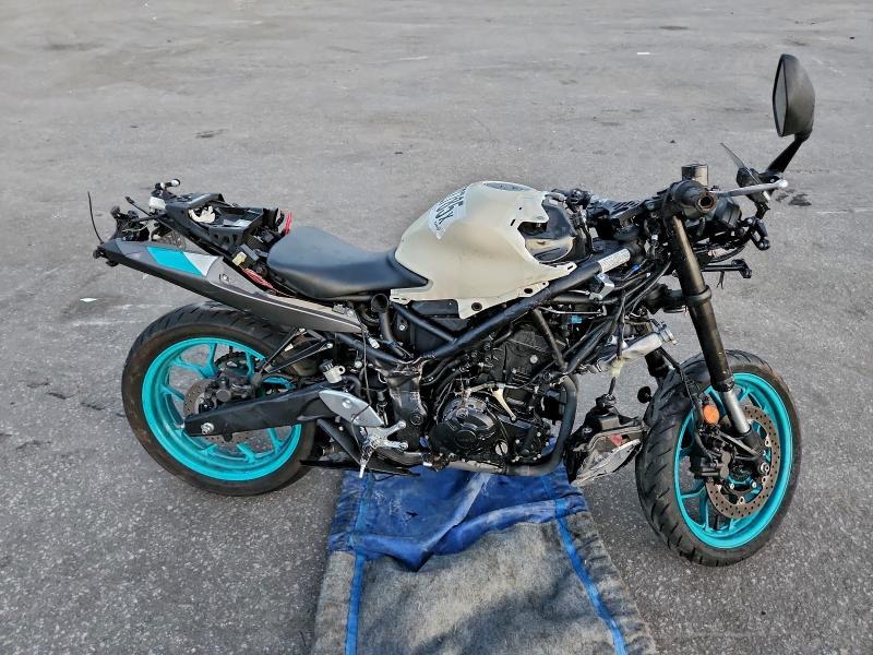 2024 Yamaha YZFR3 A