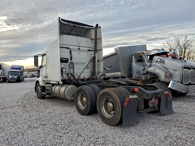 2020 Volvo VNR Semi Truck