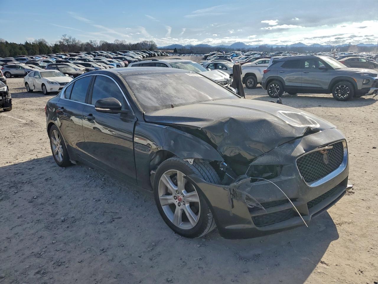 2017 Jaguar Xe Prestige