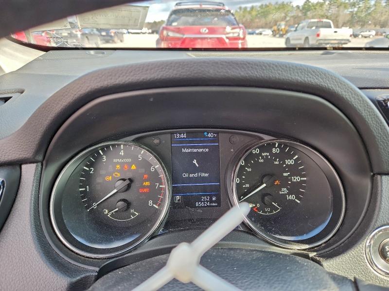 2018 Nissan Rogue s