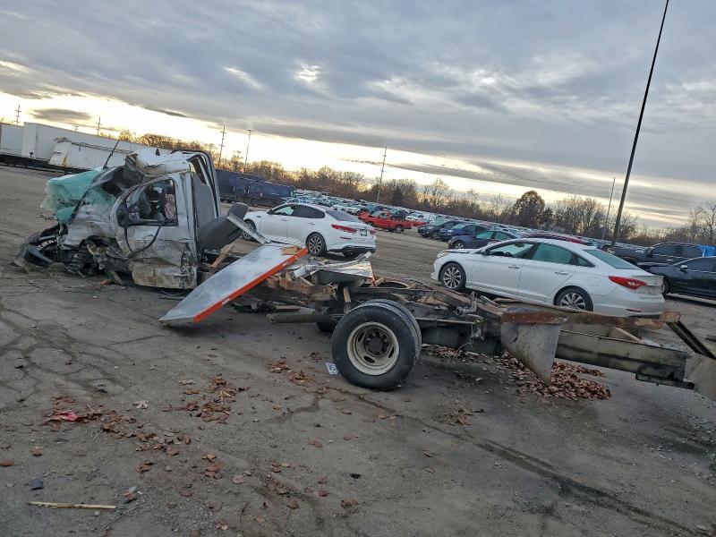 2021 Ford E450 BOX Truck