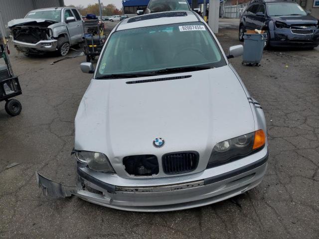 2000 BMW 323 i