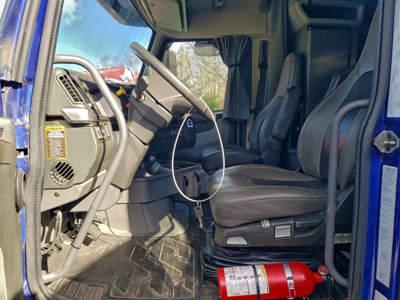 2023 Volv O VNL Semi Truck