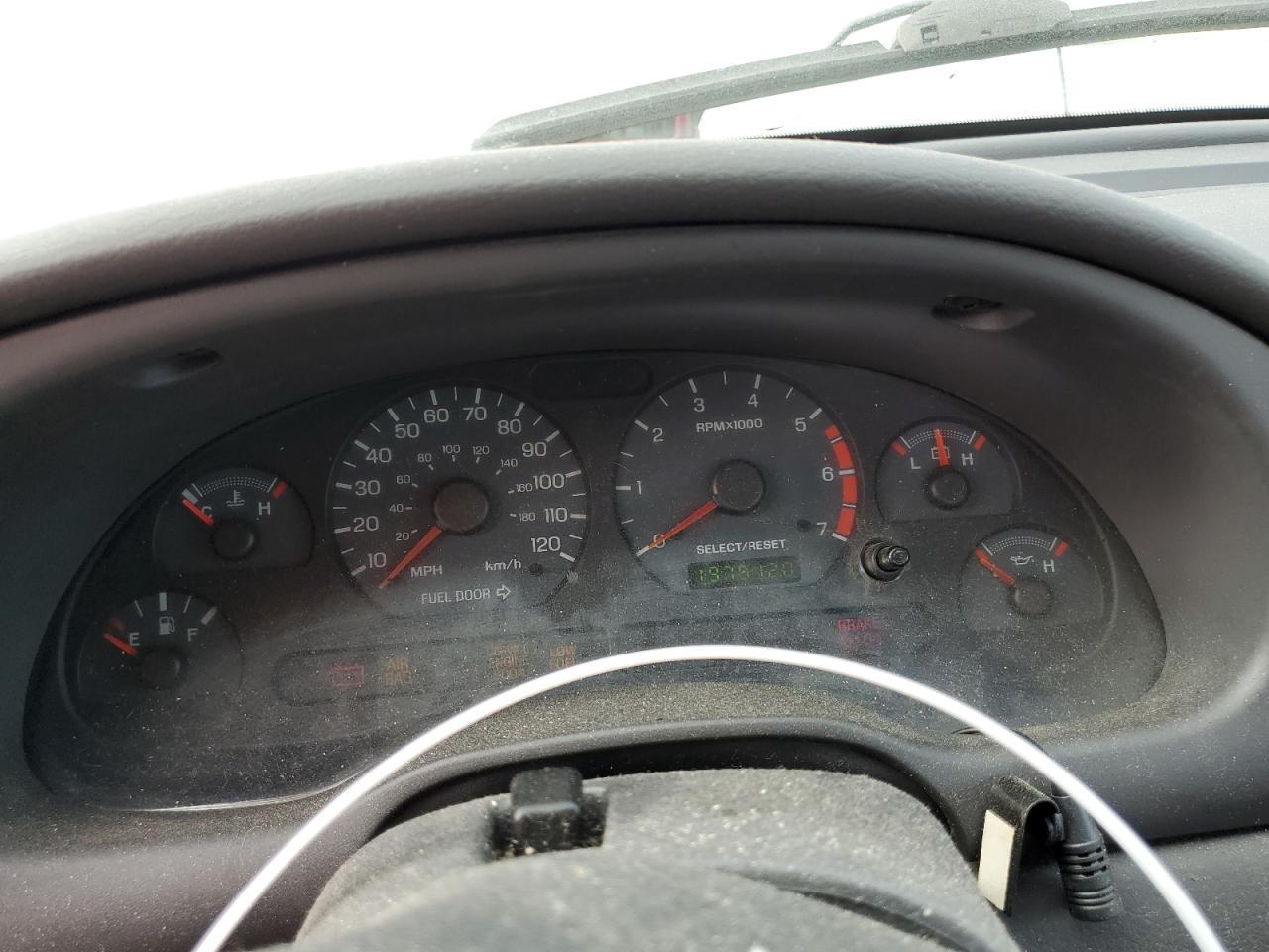 2004 Ford Mustang