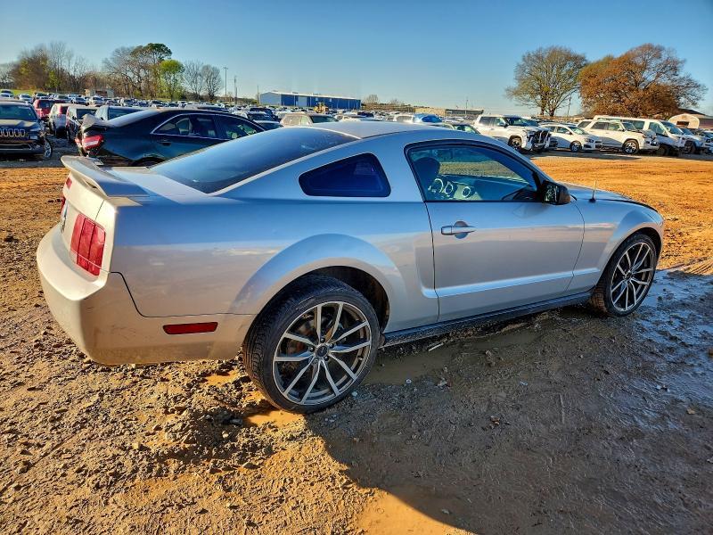2006 Ford Mustang