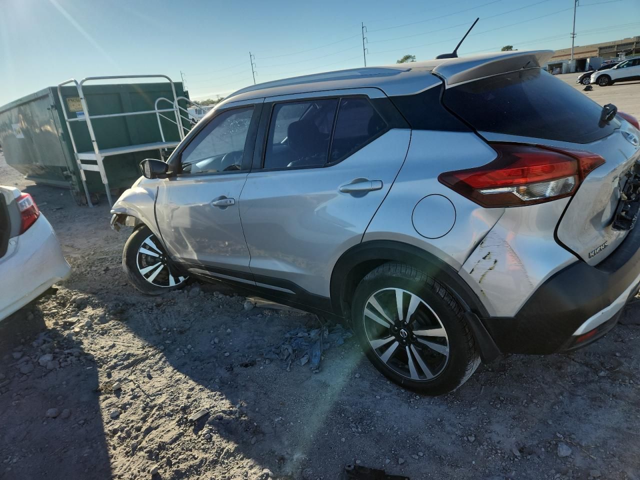 2019 Nissan Kicks s