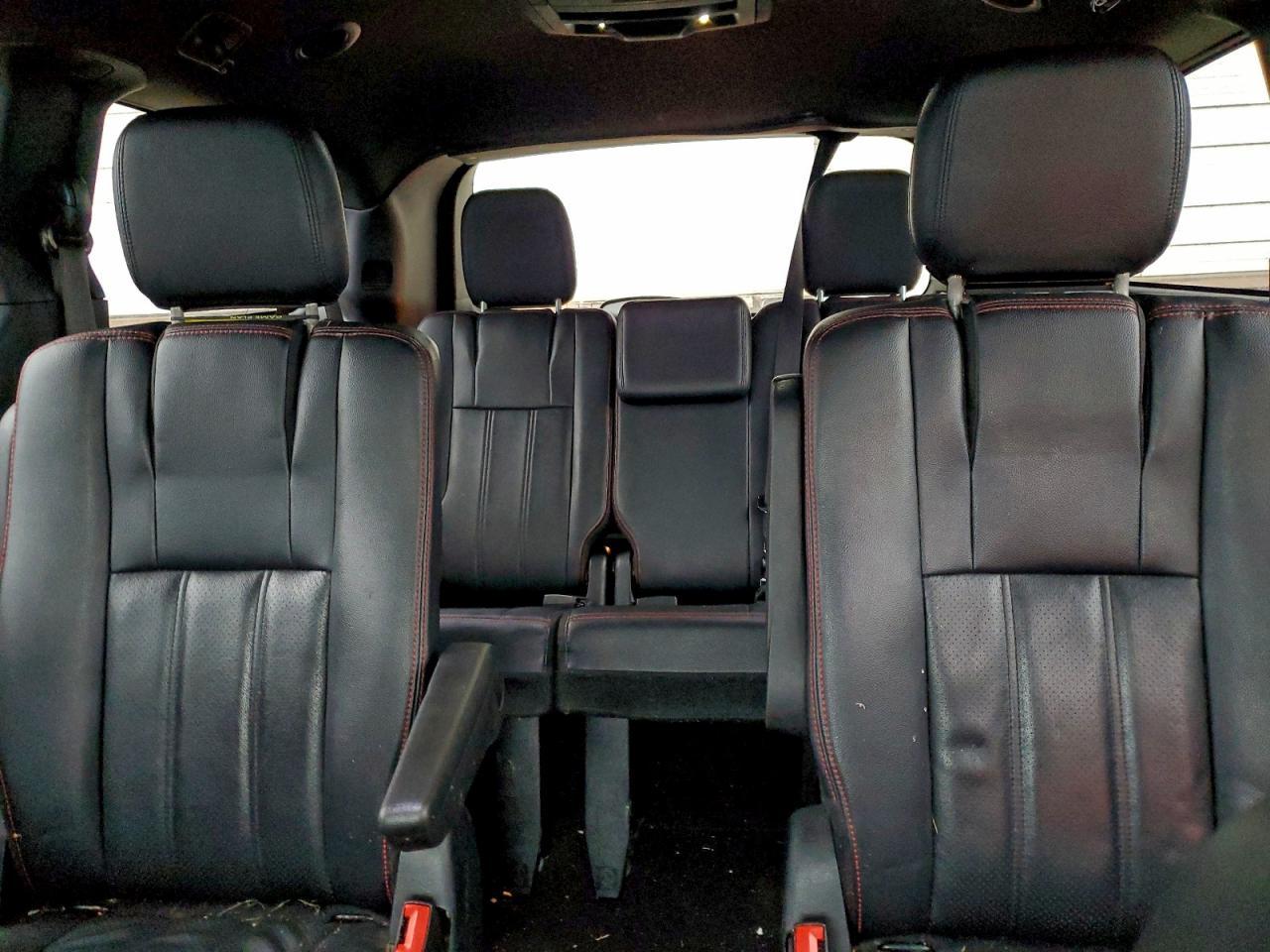 2016 Dodge Grand Caravan R/T