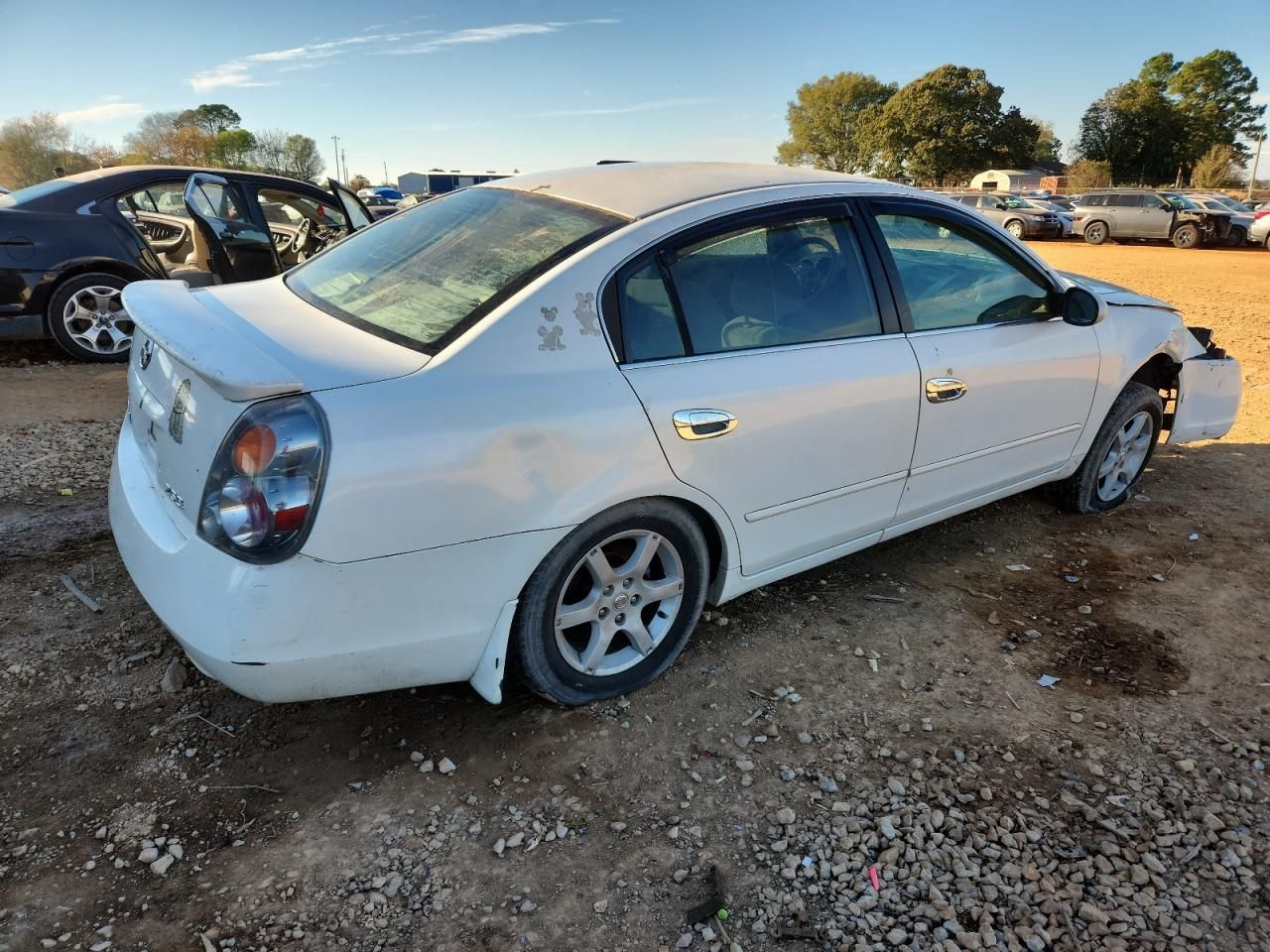 2004 Nissan Altima Base