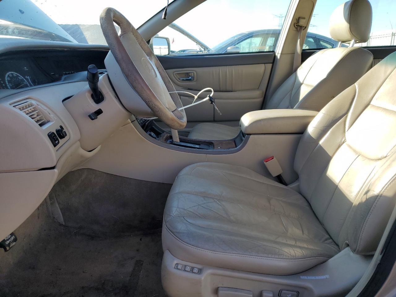 2000 Toyota Avalon