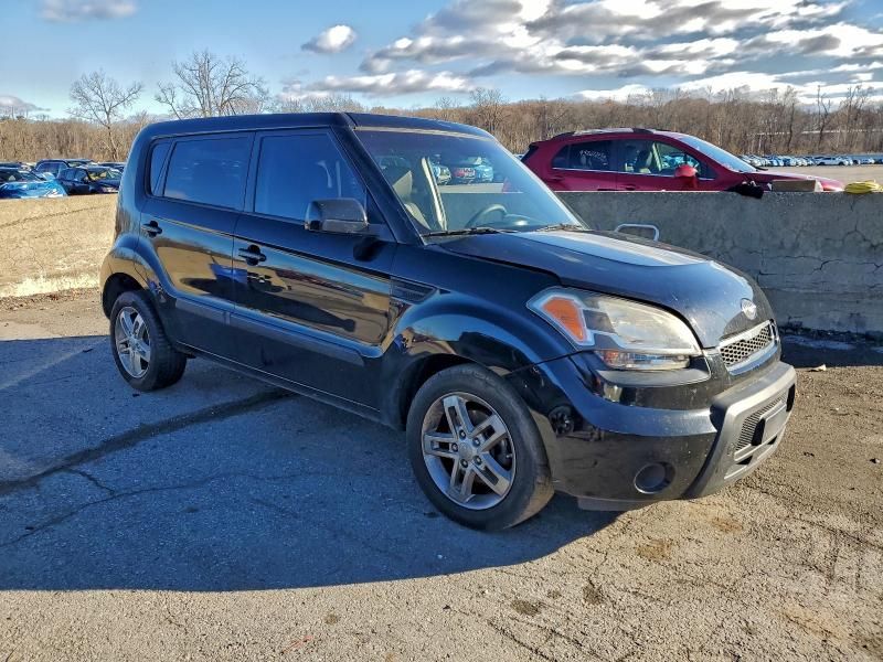 2011 KIA Soul +