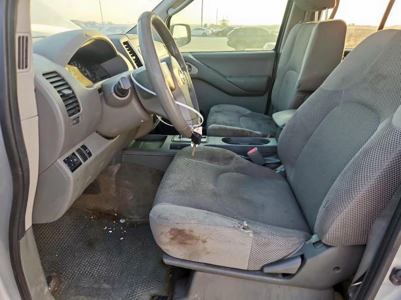 2011 Nissan Frontier s