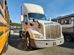 2017 Peterbilt Tractor 2017 Peterbilt 579 Semi Truck