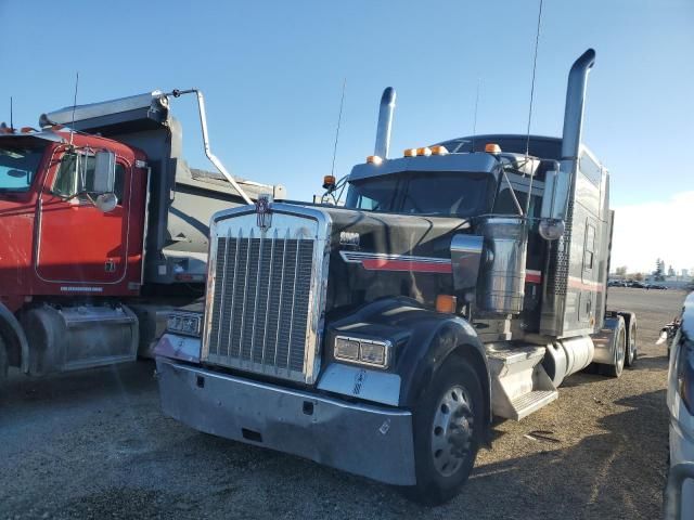 2022 Kenworth W900 Semi Truck