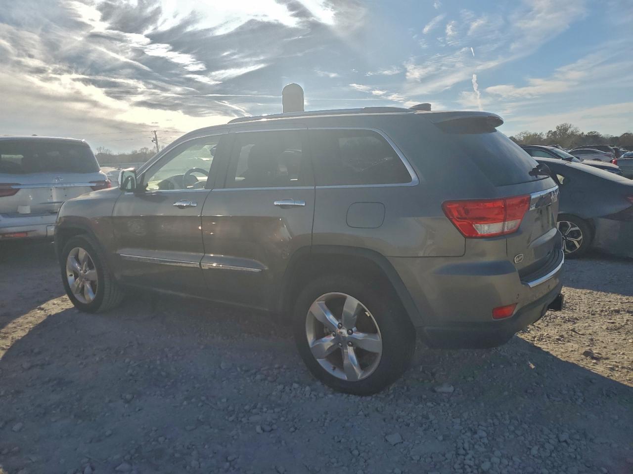 2011 Jeep Grand Cherokee Overland