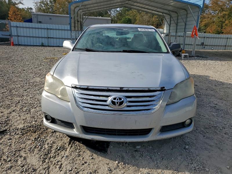 2008 Toyota Avalon xl