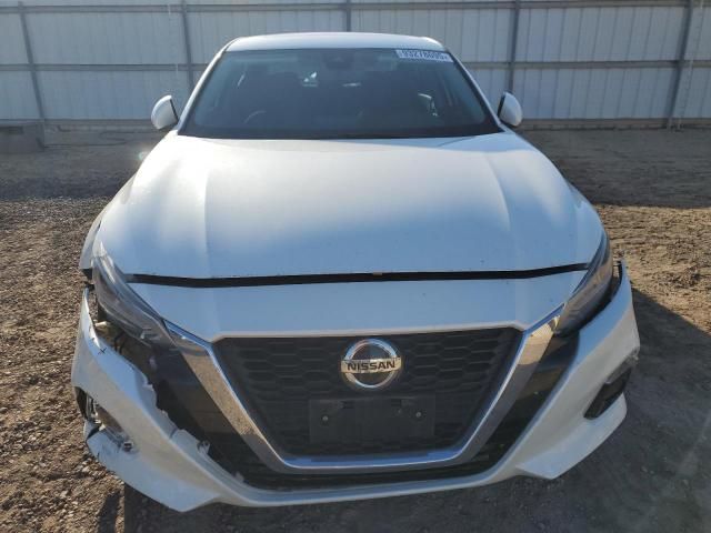 2020 Nissan Altima sv