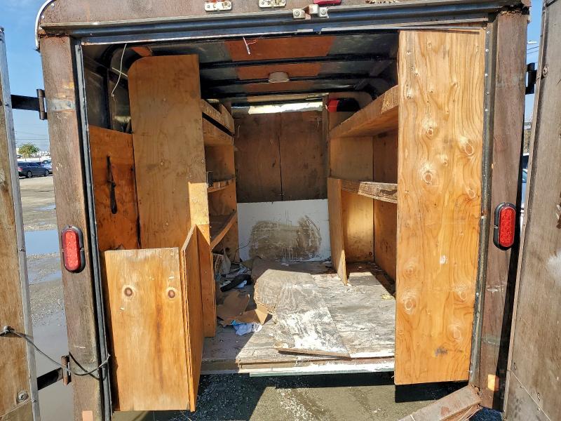 2001 Paec Unknown-Enclosed Cargo Trailer