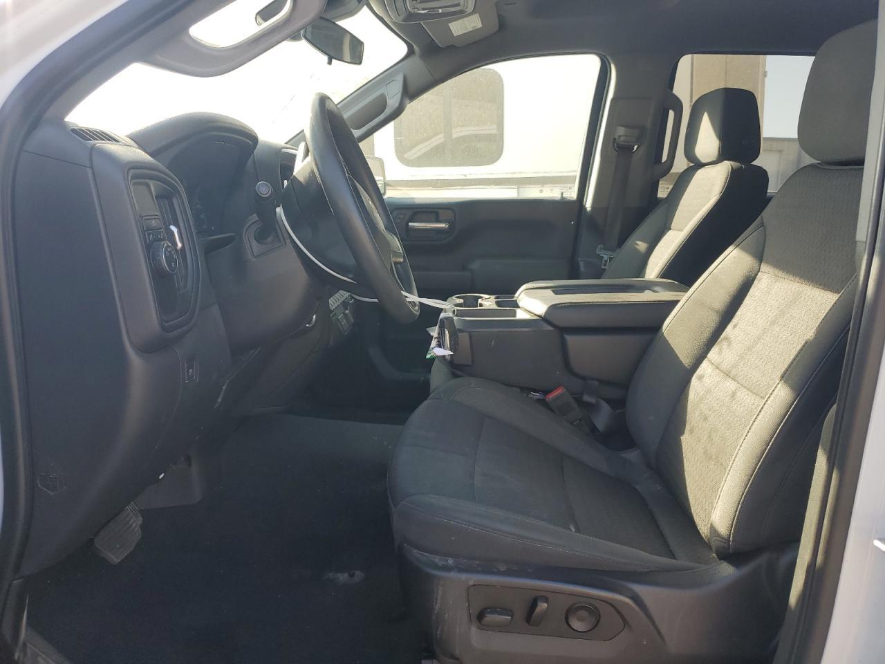 2023 Chev Rolet Silverado C1500 Custom