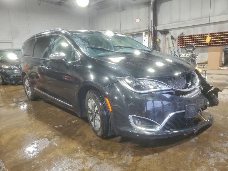 2020 Chrysler Pacifica Hybrid Limited