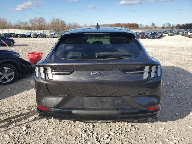 2022 Ford Mustang Mach-e gt