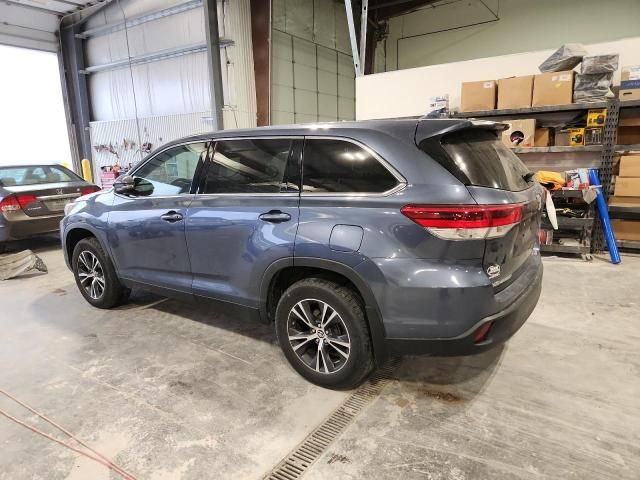 2019 Toyota Highlander le