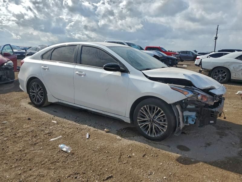 2024 KIA Forte gt Line