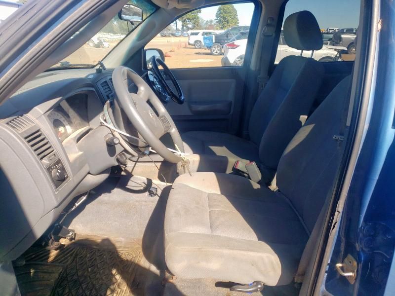 2006 Dodge Dakota Quattro
