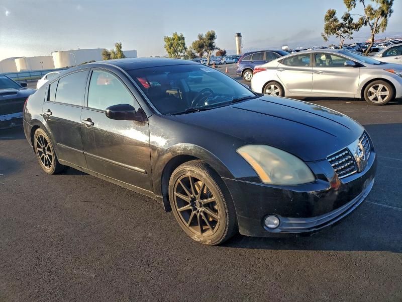2004 Nissan Maxima se