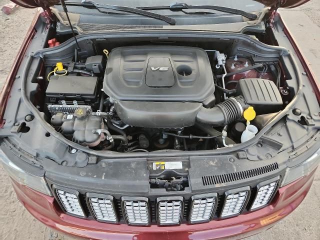 2019 Jeep Grand Cherokee Laredo