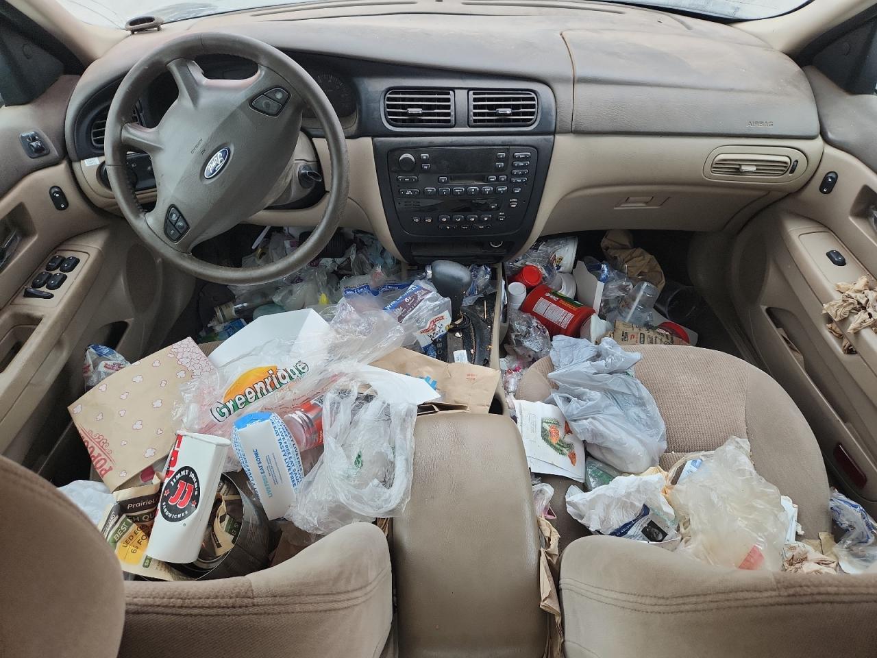 2001 Ford Taurus sel