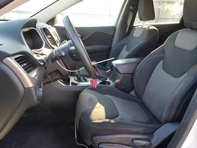 2016 Jeep Cherokee Sport