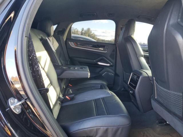 2024 Porsche Cayenne Turbo gt
