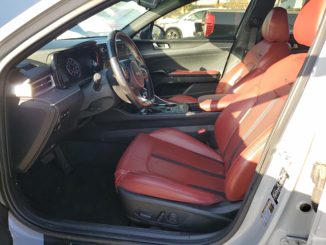2022 KIA K5 gt Line