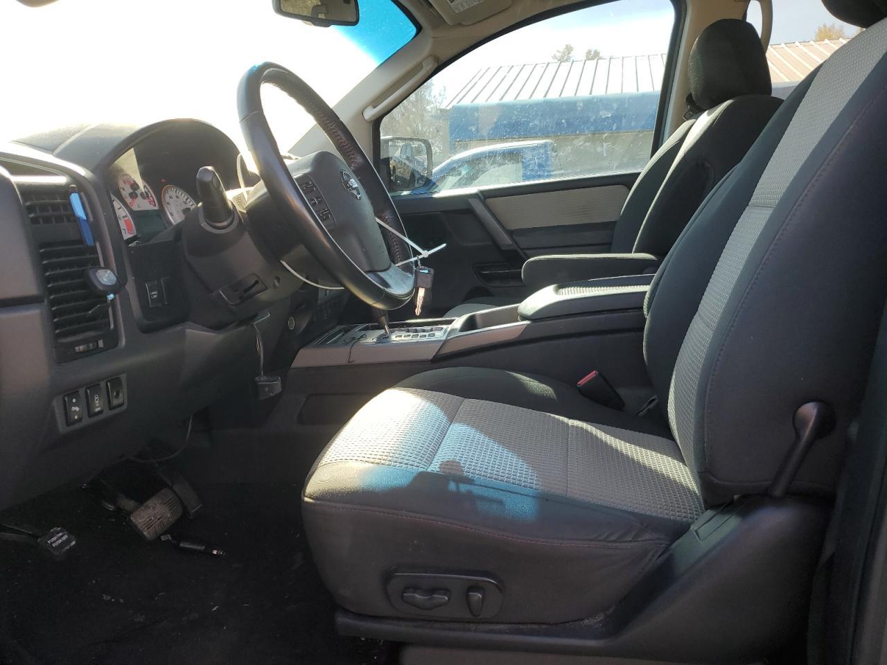 2009 Niss Titan xe ffv