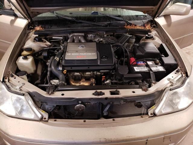 2004 Toyota Avalon XL