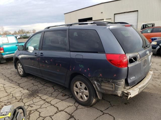 2006 Toyota Sienna CE