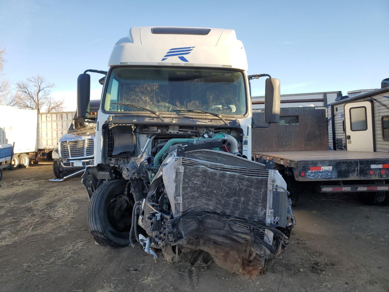 2016 Volvo VN VNL
