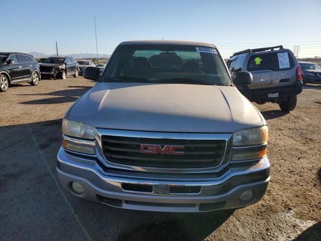 2005 GMC New Sierra C1500