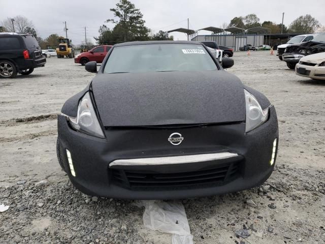 2019 Nissan 370Z Base