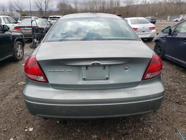 2005 Ford Taurus SE